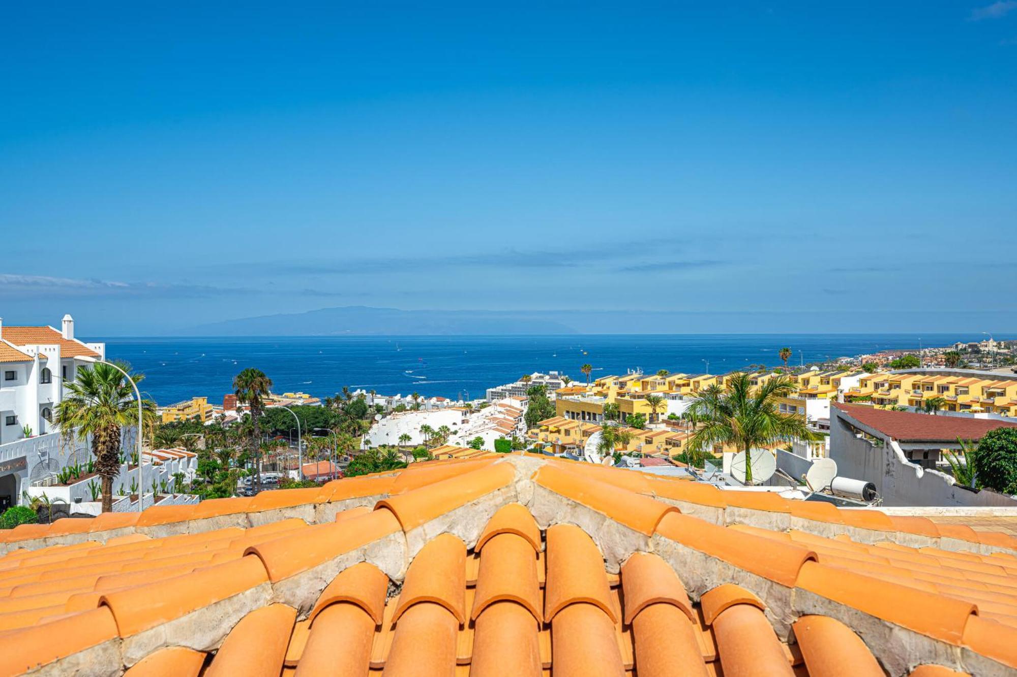 Villa Costa Adeje エクステリア 写真
